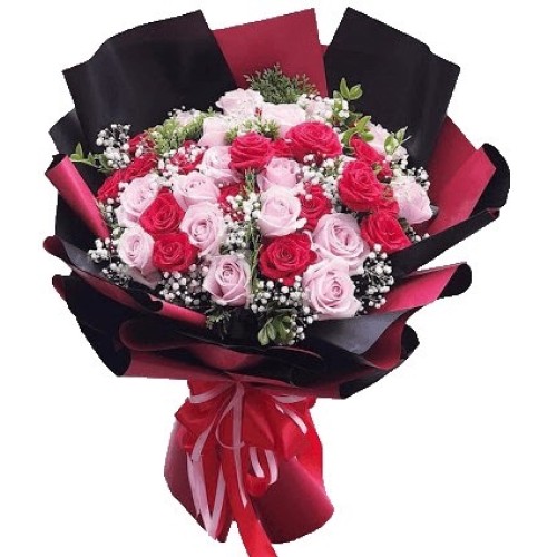 Bouquet of Red Velvet Roses (Basic)